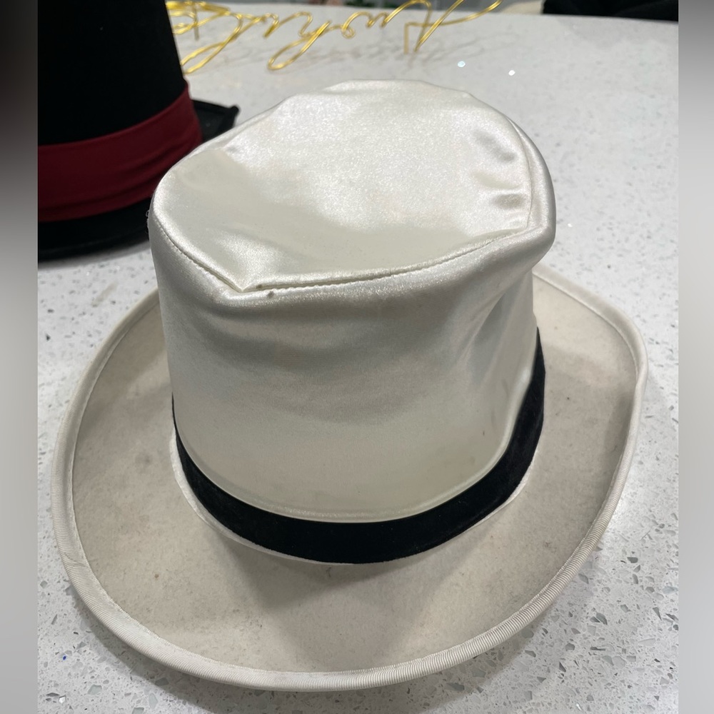 Top hat